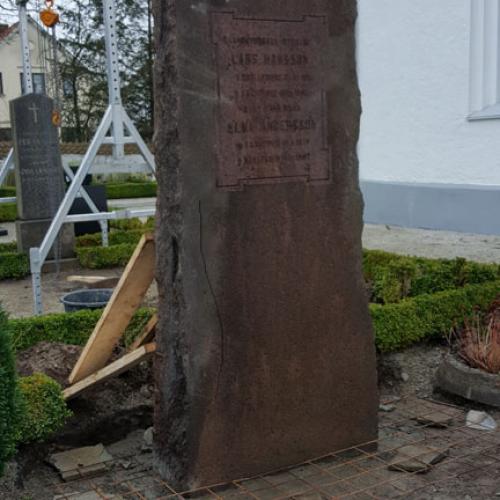 Säkring av kulturhistoriska gravstenar på Räng Kyrkogård i Höllviken - Galleribild 3